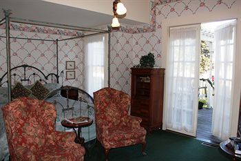 Gosby House Inn, A Four Sisters Pacific Grove
