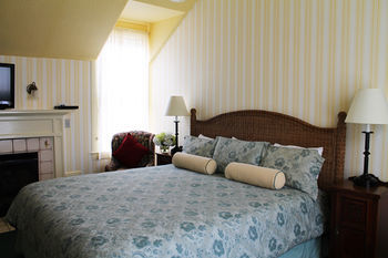 Gosby House Inn, A Four Sisters Inn Pacific Grove